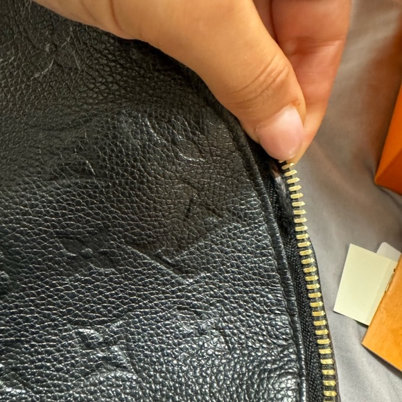 DO NOT BUY Louis vuitton sorbonne m emp noir